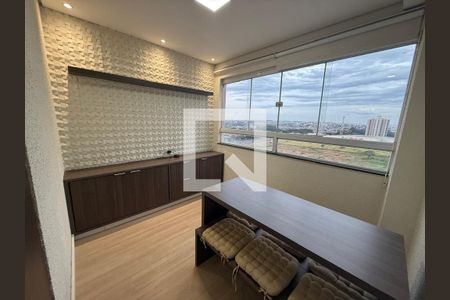 Quarto de apartamento para alugar com 2 quartos, 65m² em Jardim Patricia, Uberlândia