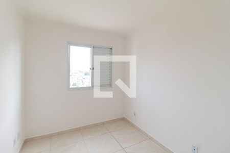 Quarto 2 de apartamento para alugar com 2 quartos, 55m² em Vila da Oportunidade, Carapicuíba