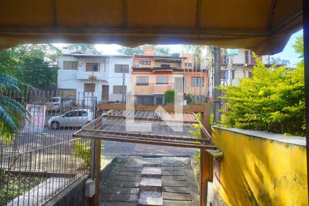 Sala de casa à venda com 5 quartos, 270m² em Vila Nova, Porto Alegre