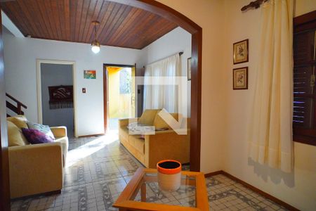 Sala de casa à venda com 5 quartos, 270m² em Vila Nova, Porto Alegre