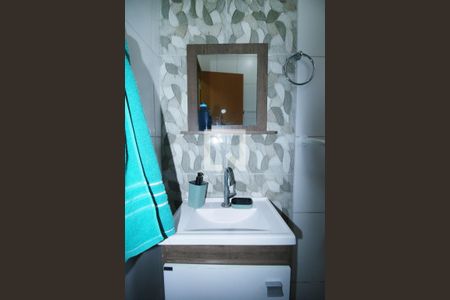 Banheiro de casa para alugar com 1 quarto, 24m² em Colégio, Rio de Janeiro
