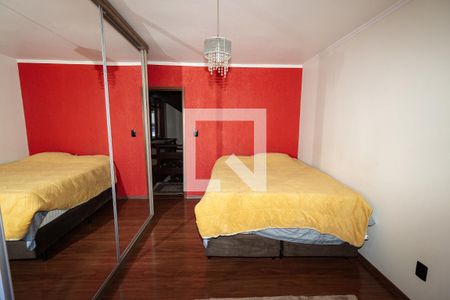 Quarto 2 de casa à venda com 4 quartos, 300m² em Jardim Itu, Porto Alegre