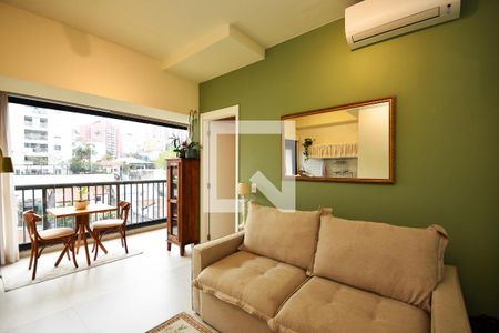 sala de estar de apartamento à venda com 1 quarto, 40m² em Jardim das Bandeiras, São Paulo