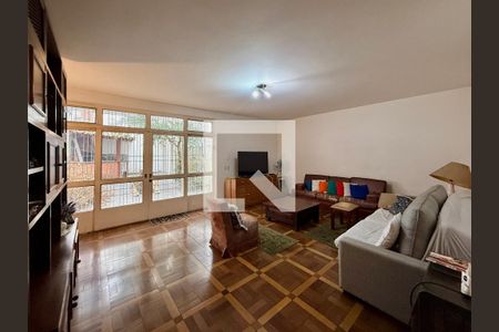 Sala  de casa para alugar com 4 quartos, 267m² em Jardim das Acacias, São Paulo