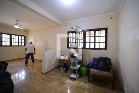 Sala de casa para alugar com 3 quartos, 126m² em Vila Silvia, São Paulo