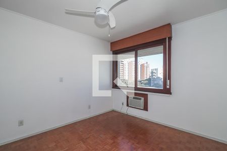 Quarto Suíte de apartamento à venda com 3 quartos, 129m² em Jardim Lindóia, Porto Alegre