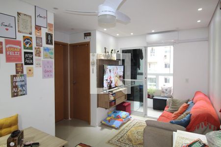 Sala de apartamento à venda com 2 quartos, 48m² em Morro Santana, Porto Alegre