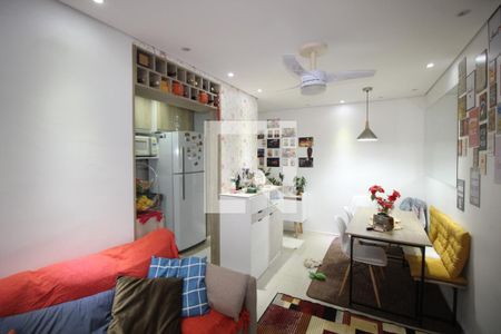 Sala de apartamento à venda com 2 quartos, 48m² em Morro Santana, Porto Alegre