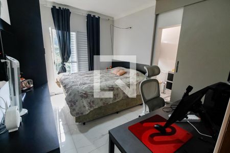 Suíte 1 de casa de condomínio para alugar com 3 quartos, 250m² em Jardim Mirna, Taboão da Serra