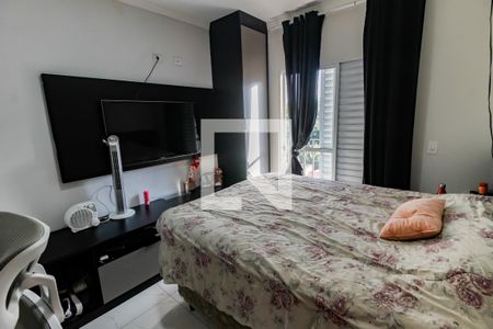 Suíte 1 de casa de condomínio para alugar com 3 quartos, 250m² em Jardim Mirna, Taboão da Serra