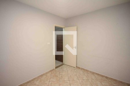 Casa à venda com 3 quartos, 330m² em Vila Alzira, São Paulo