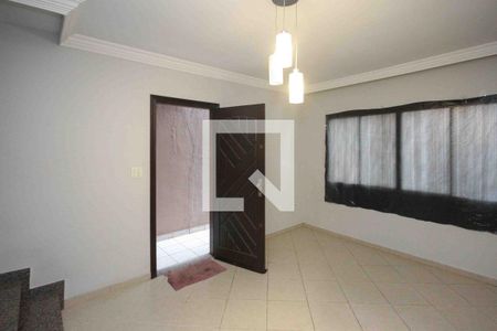 Casa à venda com 3 quartos, 330m² em Vila Alzira, São Paulo
