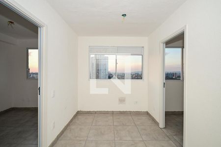 Sala de apartamento para alugar com 2 quartos, 32m² em Vila Suzana, São Paulo