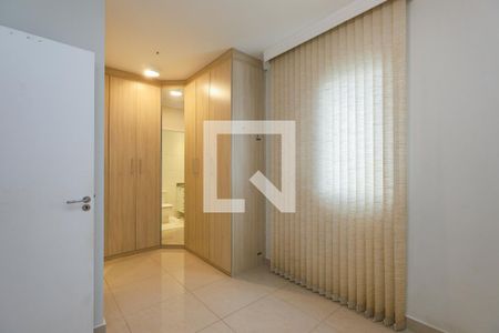 Suíte de apartamento para alugar com 2 quartos, 84m² em Jardim Monte Kemel, São Paulo