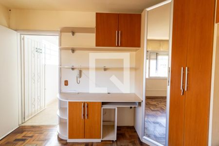 Sala/Quarto de kitnet/studio para alugar com 1 quarto, 30m² em Partenon, Porto Alegre
