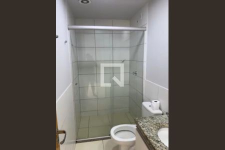 Banheiro  de apartamento para alugar com 2 quartos, 54m² em Parque Oeste Industrial, Goiânia