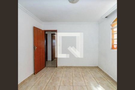 Quarto de casa à venda com 3 quartos, 460m² em Palmeiras, Belo Horizonte