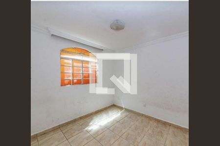 Quarto de casa à venda com 3 quartos, 460m² em Palmeiras, Belo Horizonte