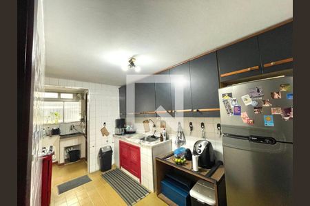 Cozinha de apartamento à venda com 2 quartos, 63m² em Pinheiros, São Paulo