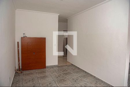 Sala de casa para alugar com 2 quartos, 108m² em Estância Paraíso, Itaquaquecetuba