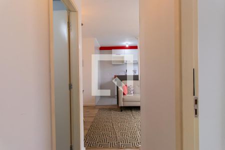 Corredor de apartamento para alugar com 2 quartos, 41m² em Jardim da Gloria, Cotia