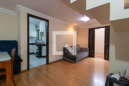 Sala de casa de condomínio para alugar com 3 quartos, 93m² em Boqueirão, Curitiba