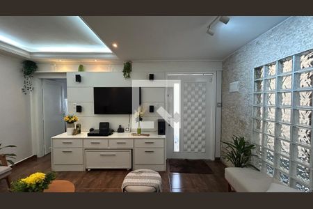 Sala de casa à venda com 3 quartos, 120m² em Vila Campo Grande, São Paulo