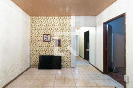 Casa à venda com 3 quartos, 250m² em Camaquã, Porto Alegre