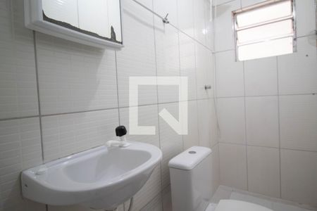 Banheiro 1 de casa para alugar com 2 quartos, 80m² em Taboão, Guarulhos