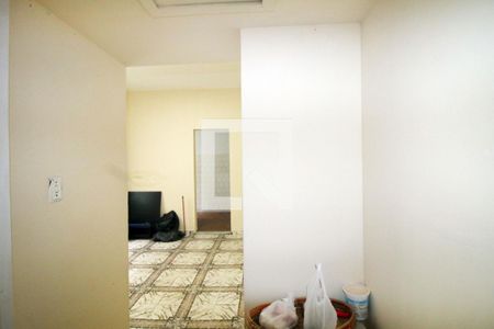 Sala - Corredor de apartamento para alugar com 1 quarto, 45m² em Vigário Geral, Rio de Janeiro