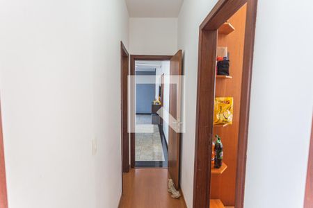 Corredor de apartamento à venda com 3 quartos, 116m² em Concórdia, Belo Horizonte