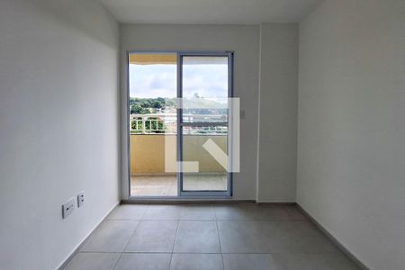 Sala de apartamento para alugar com 2 quartos, 47m² em Maria Paula, Niterói