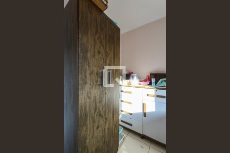 Quarto 1 de apartamento para alugar com 2 quartos, 52m² em Jardim Bom Refugio, São Paulo