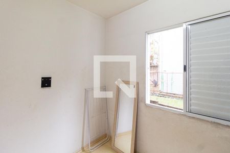 Quarto 2 de apartamento para alugar com 2 quartos, 52m² em Jardim Santa Tereza, Carapicuíba
