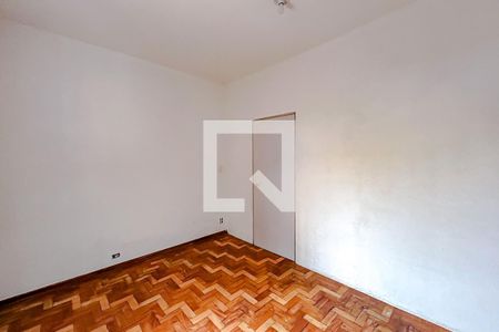 Quarto 1 de casa para alugar com 2 quartos, 120m² em Vila Carrão, São Paulo