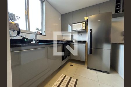 Sala/cozinha de apartamento para alugar com 1 quarto, 150m² em Serrano, Belo Horizonte