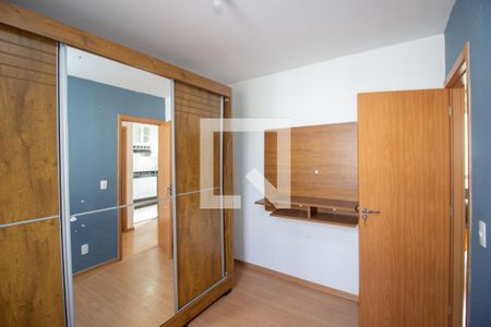 Quarto 1 de apartamento à venda com 2 quartos, 48m² em Chacaras Reunidas Santa Terezinha, Contagem