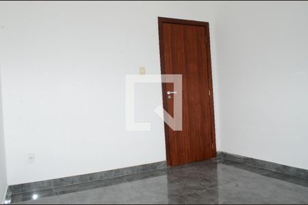 Quarto 2 de casa para alugar com 2 quartos, 90m² em Dom Silverio, Belo Horizonte