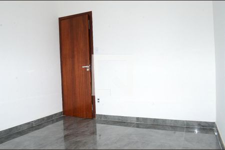 Quarto 1 de casa para alugar com 2 quartos, 90m² em Dom Silverio, Belo Horizonte