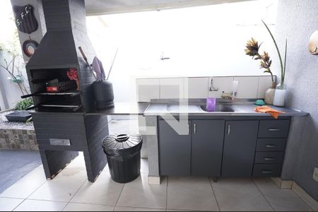 Casa à venda com 4 quartos, 200m² em Bairro Santa Rita, Goiânia
