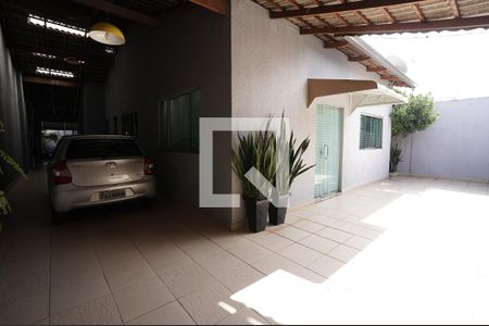 Casa à venda com 4 quartos, 200m² em Bairro Santa Rita, Goiânia