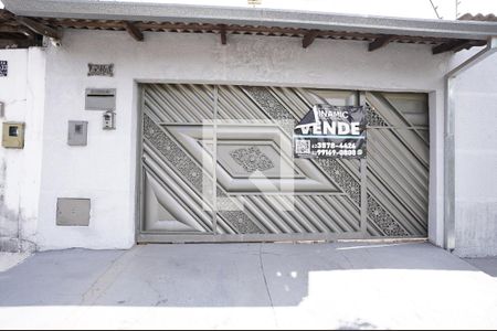 Casa à venda com 4 quartos, 200m² em Bairro Santa Rita, Goiânia