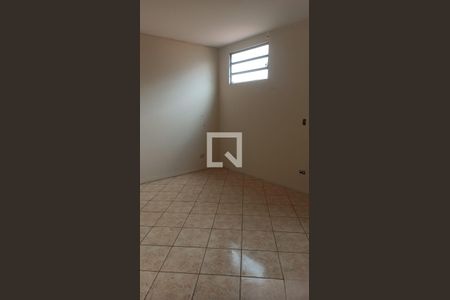 Quarto 2 de casa à venda com 4 quartos, 400m² em Jardim Anhembi, Barueri