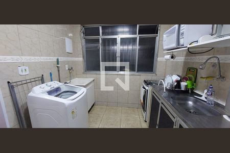 Cozinha de apartamento à venda com 2 quartos, 50m² em Jardim Sulacap, Rio de Janeiro