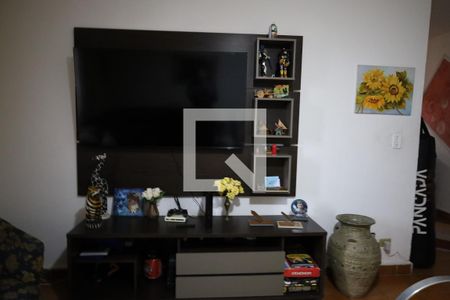 Casa à venda com 4 quartos, 238m² em Jardim Ana Lucia, São Paulo