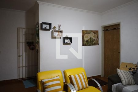 Casa à venda com 4 quartos, 238m² em Jardim Ana Lucia, São Paulo