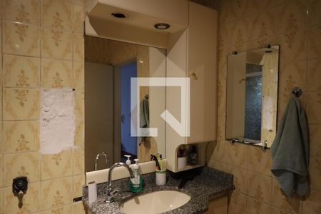 Casa à venda com 4 quartos, 238m² em Jardim Ana Lucia, São Paulo