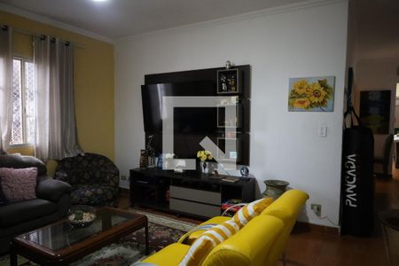 Sala de casa à venda com 4 quartos, 268m² em Jardim Ana Lucia, São Paulo