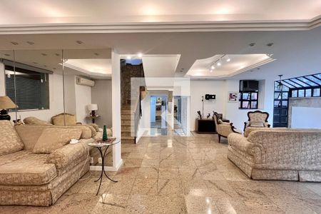 Casa para alugar com 3 quartos, 280m² em Copacabana, Rio de Janeiro