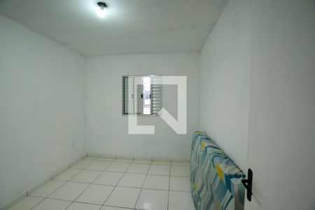 QUARTO 1 de casa para alugar com 2 quartos, 50m² em Jardim Lucia, São Paulo